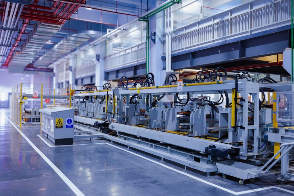 Industrial food processing plant with production lines